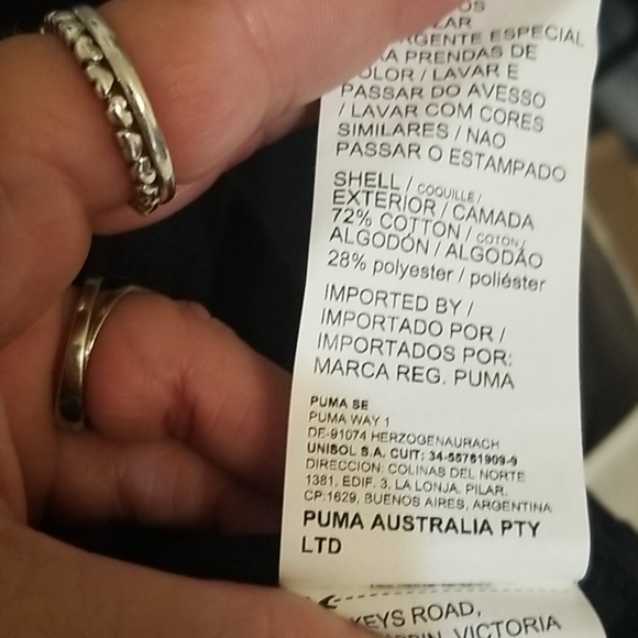 Puma jogging set, like new condition. Includes sweatshirt and jogger pants - Picture 10 of 14